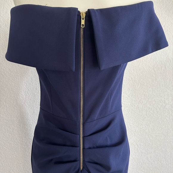 Betsy & Adam Navy Blue Off-Shoulder Ruffle Back Mermaid Gown - Picture 4 of 8